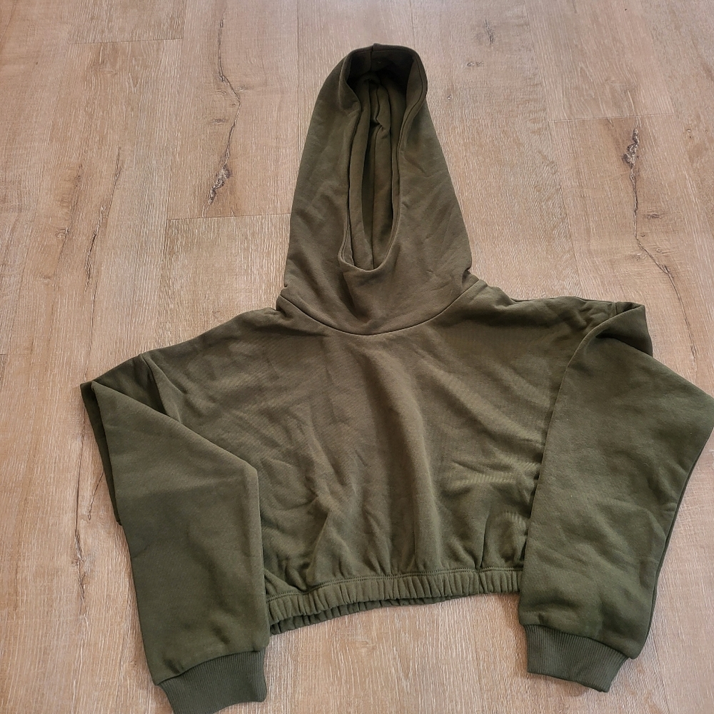 Naked Wardrobe Cropped Green Sweatshirt Sized Medium
